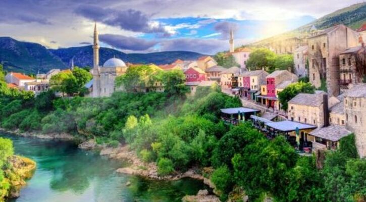 Kosovalı Büyük Balkan Turu Air Albania HY İle 6 Gece 8 Gün Extra Turlar ve Akşam Yemekleri Dahil (W0198)