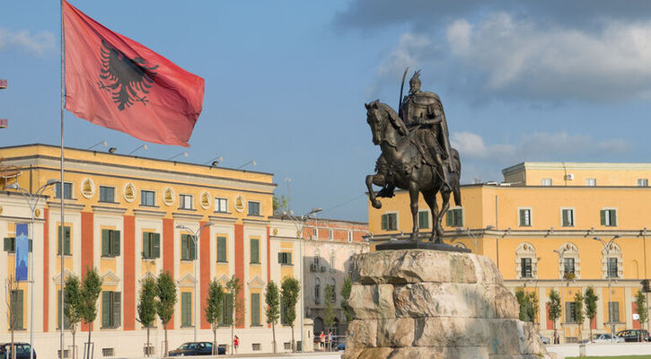 Büyük Balkan Turu Air Albania HY İle 6 Gece 8 Gün Extra Turlar ve Akşam Yemekleri Dahil (İzmir Çıkışlı) (W0201)